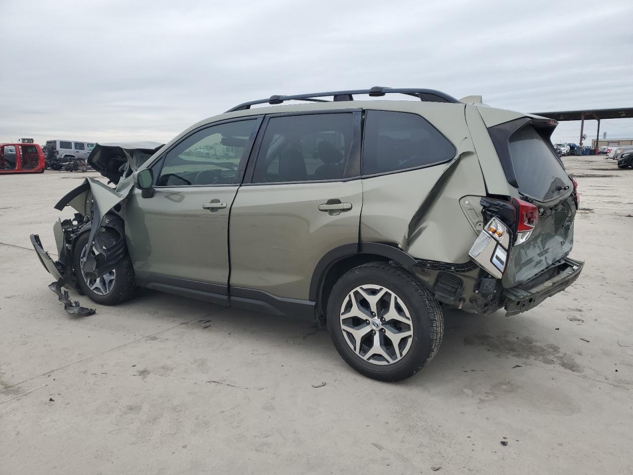 2020 Subaru Forester VIN JF2SKAJC2LH526963 Copart auction photo, front end / hail damage thumbnail 2