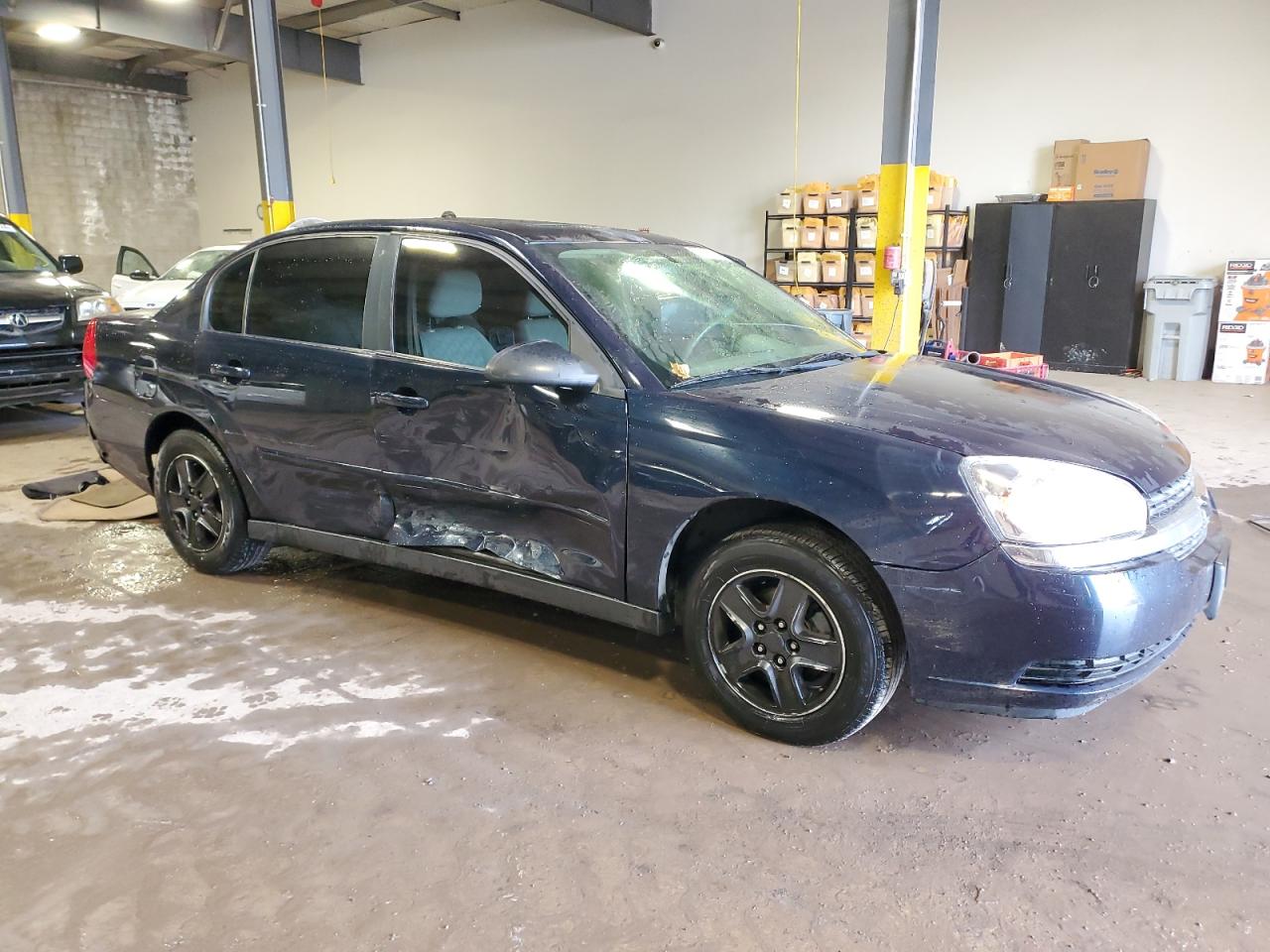 2005 Chevrolet Malibu VIN 1G1ZT52895F218952 Copart auction photo, side / front end damage thumbnail 4