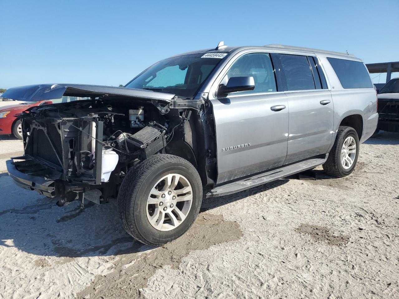 2019 Chevrolet Suburban VIN 1GNSCHKC4KR363333
