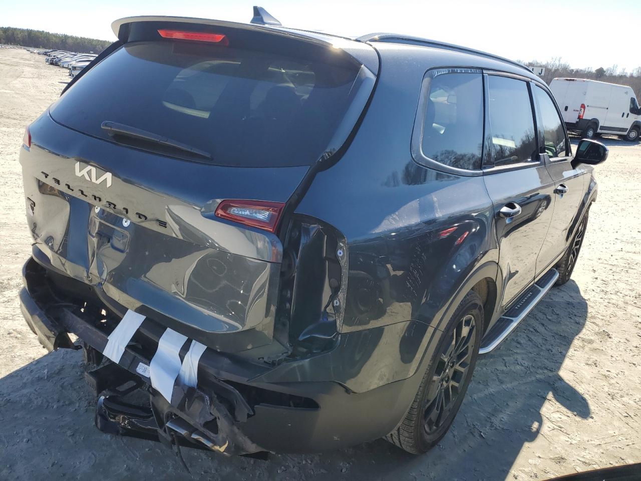 2022 KIA Telluride VIN 5XYP3DHC2NG204344 Copart auction photo, front end / rear end damage thumbnail 3