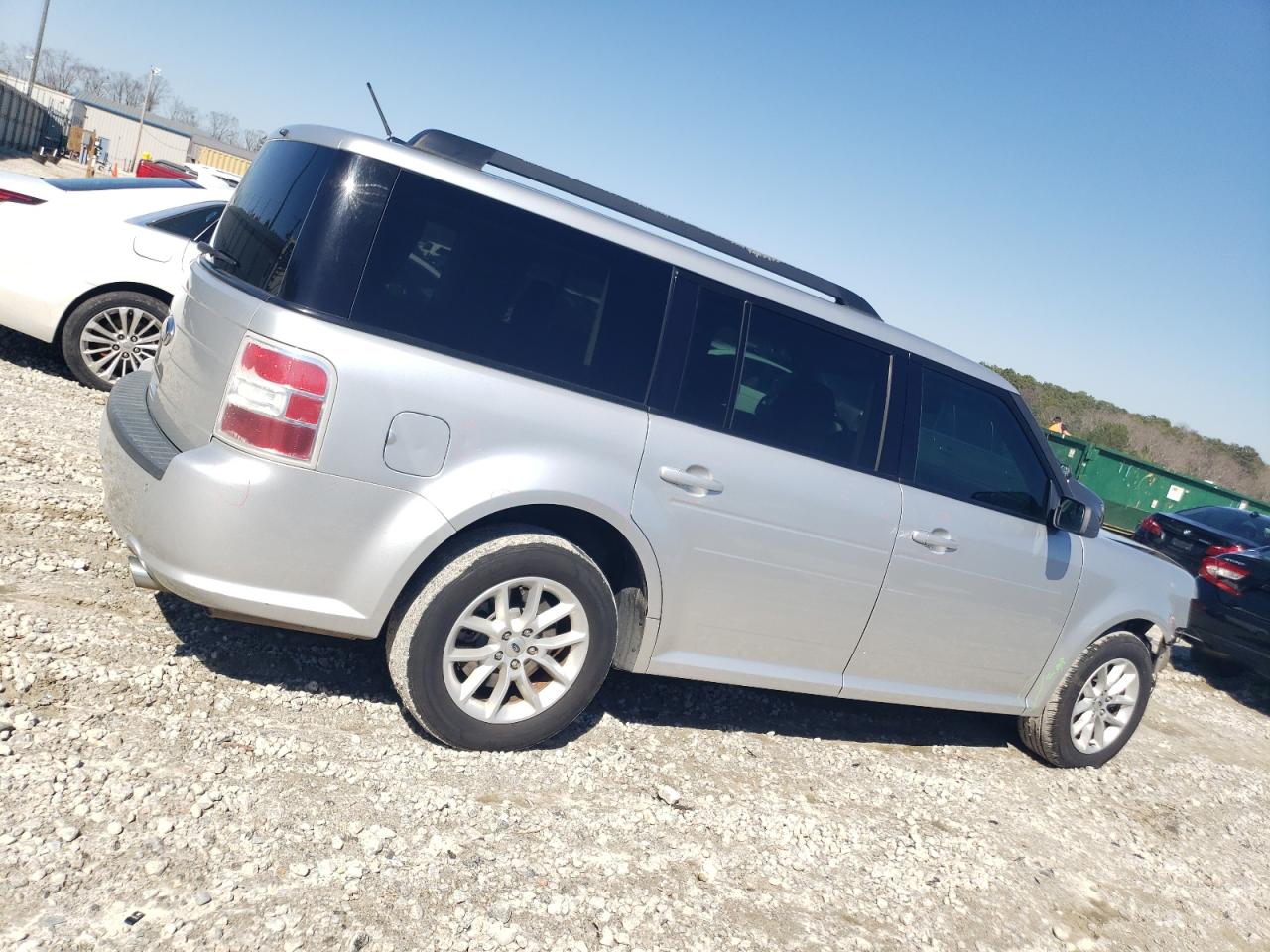 2015 Ford Flex VIN 2FMGK5B8XFBA19330 Copart auction photo, front end / minor dent/scratches damage thumbnail 3