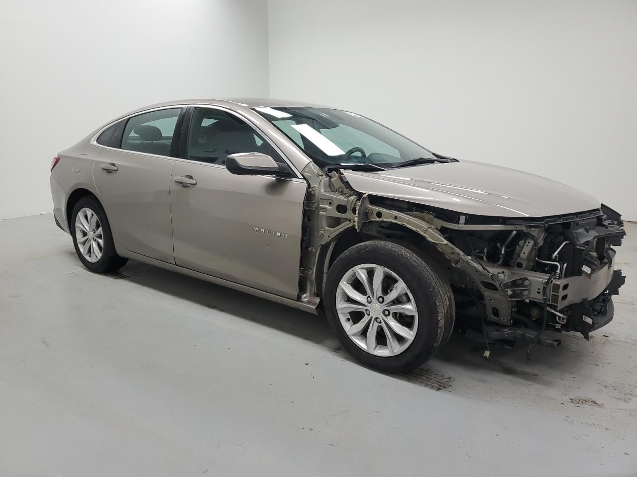 2022 Chevrolet Malibu VIN 1G1ZD5STXNF165860 Copart auction photo, front end damage thumbnail 4