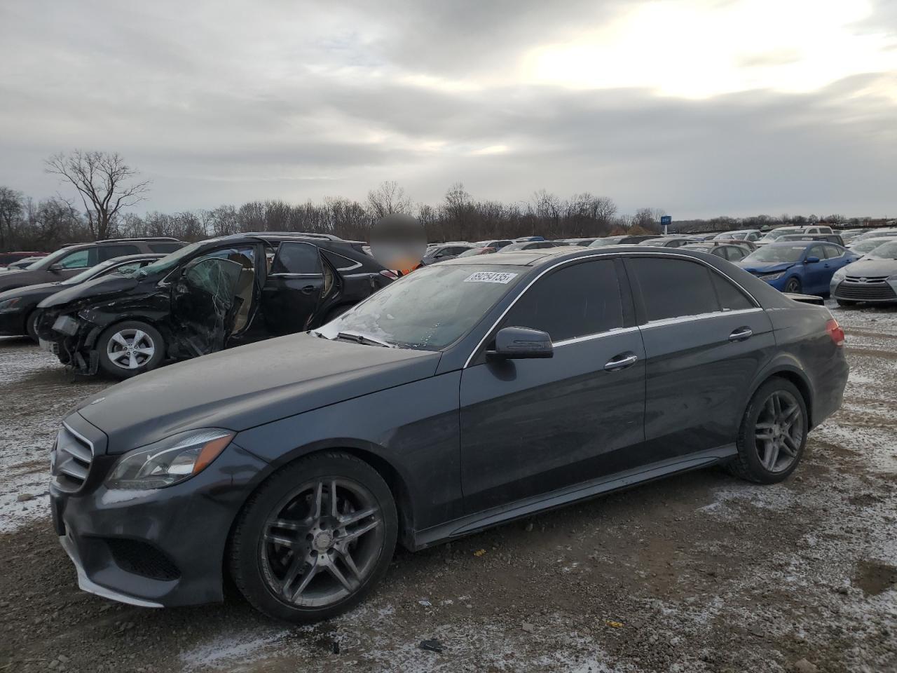 2014 Mercedes-Benz E-klasse VIN WDDHF8JB5EA975570