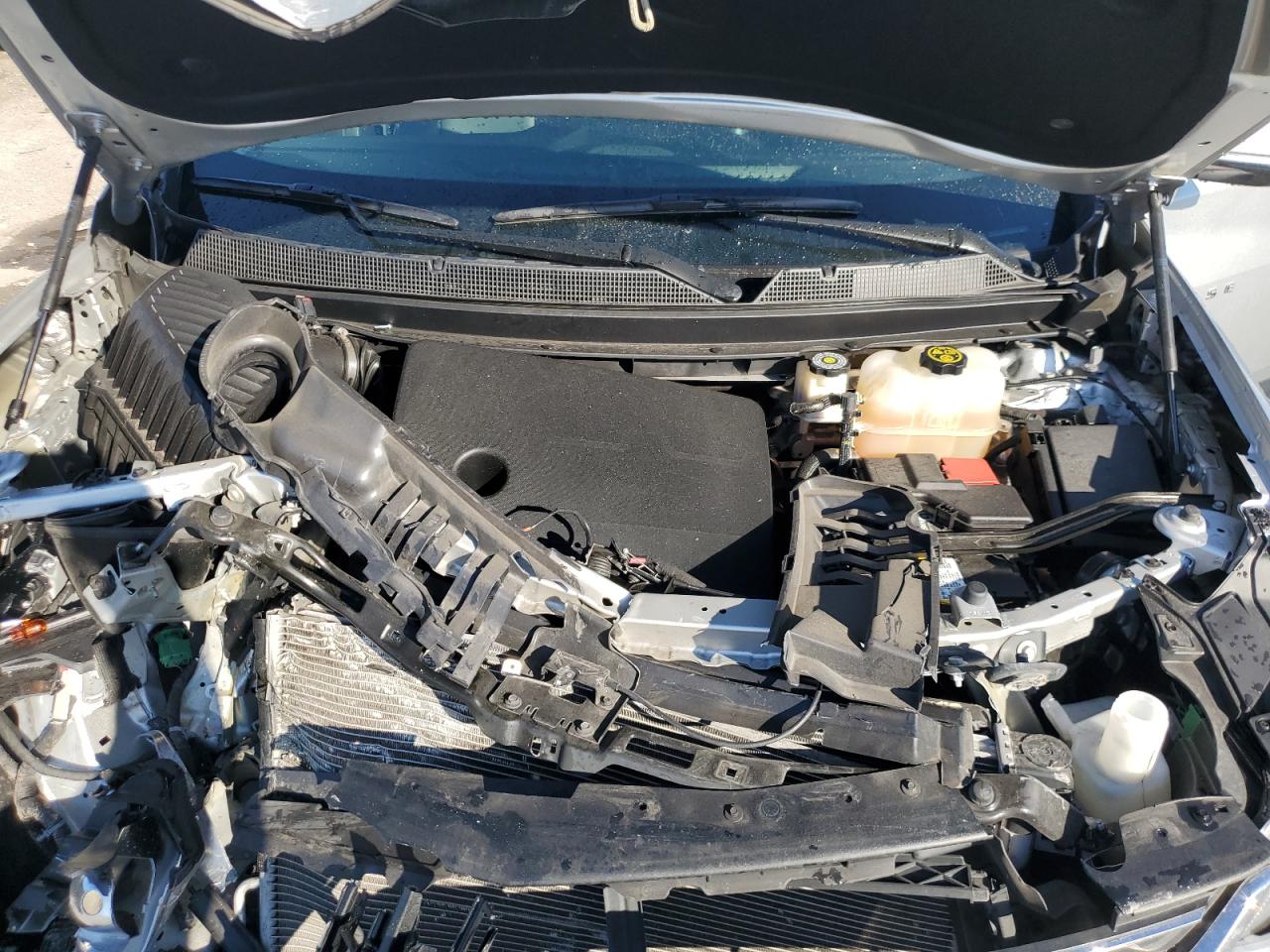2019 Chevrolet Traverse VIN 1GNEVHKW6KJ139481 Copart auction photo, front end damage thumbnail 12