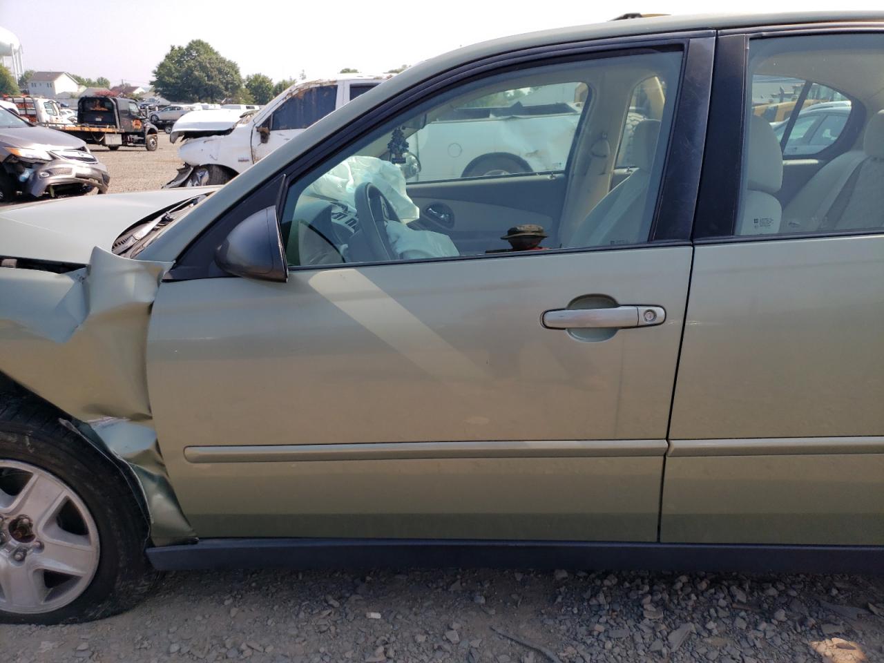 2005 Chevrolet Malibu VIN 1G1ZT52865F243694 Copart auction photo, front end damage thumbnail 7