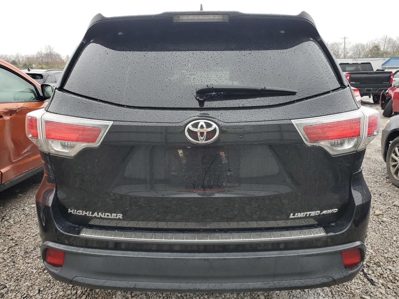 2015 Toyota Highlander VIN 5TDDKRFH8FS203267 Copart auction photo, front end / side damage thumbnail 6