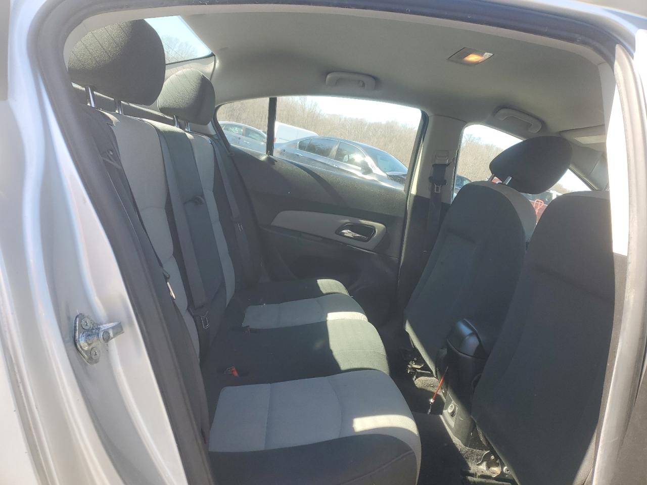 2012 Chevrolet Cruze VIN 1G1PD5SH4C7215842 Copart auction photo, rear end / minor dent/scratches damage thumbnail 10