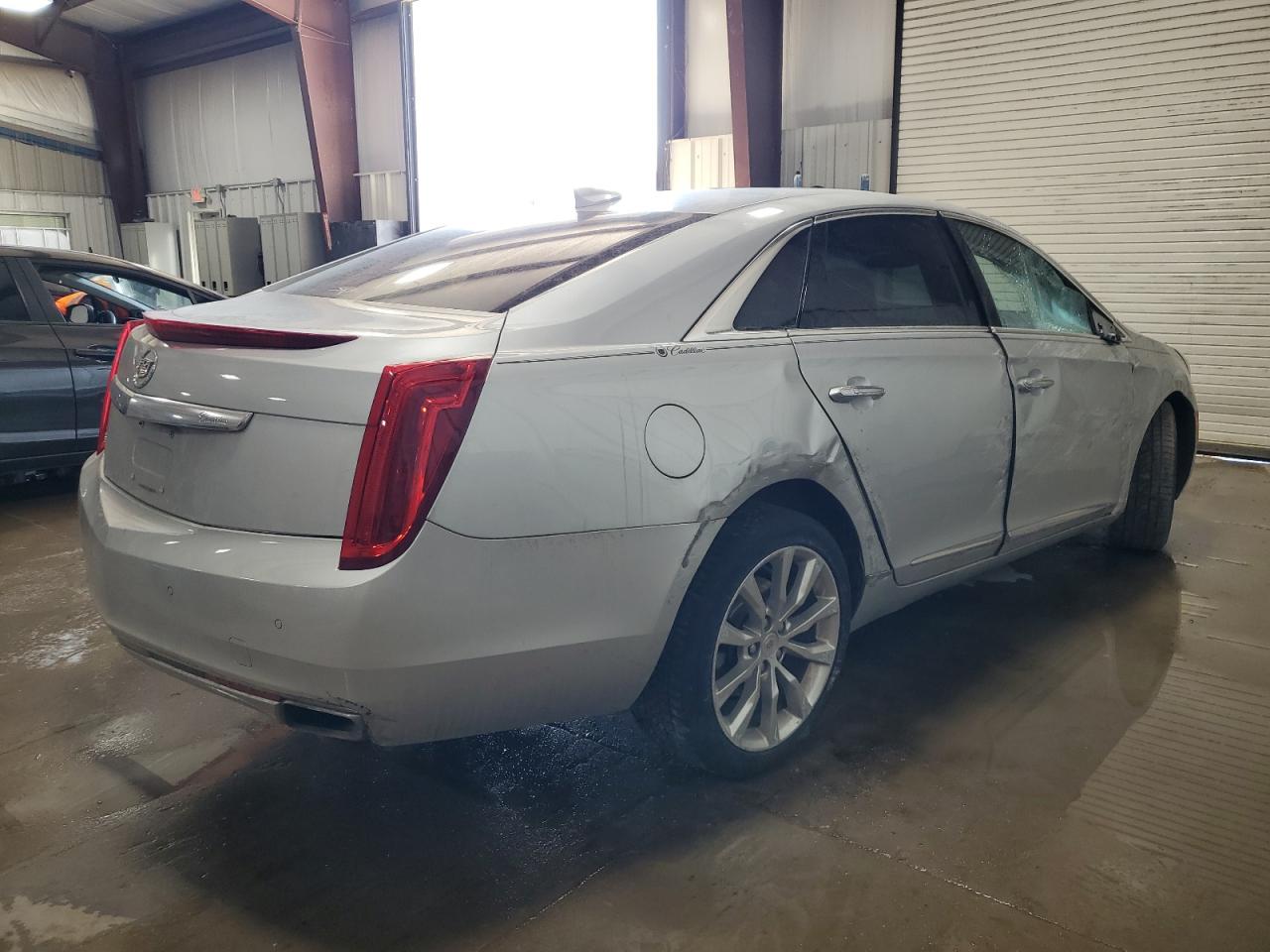 2015 Cadillac XTS VIN 2G61N5S30F9163808 Copart auction photo, front end / side damage thumbnail 3