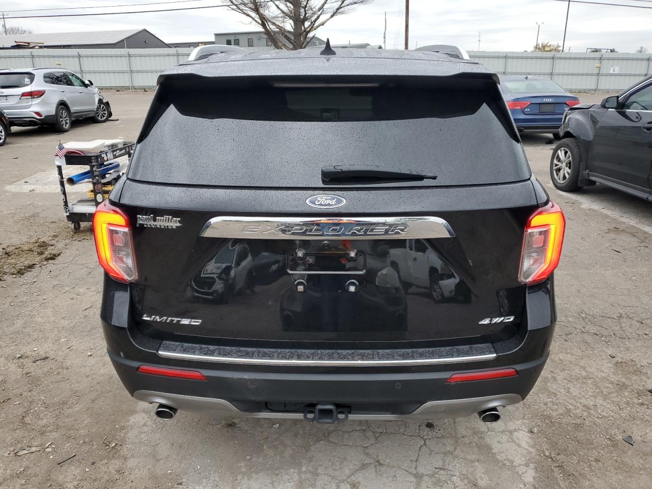 2022 Ford Explorer VIN 1FMSK8FH3NGC13081 Copart auction photo, front end / side damage thumbnail 6