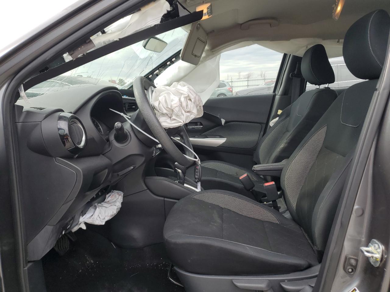 2020 Nissan Kicks VIN 3N1CP5CV2LL481179 Copart auction photo, front end damage thumbnail 7