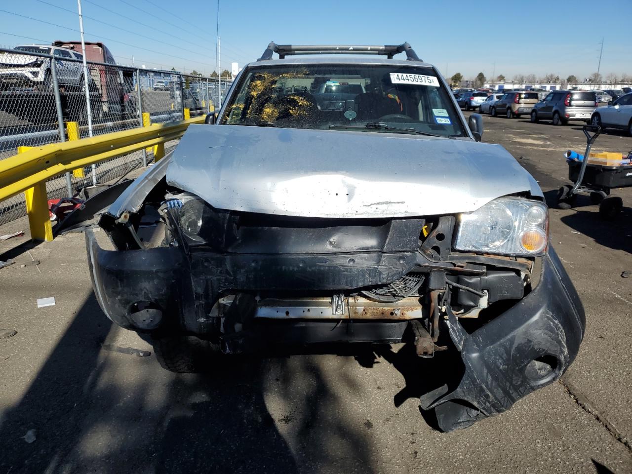 2001 Nissan Navara (Frontier) VIN 1N6ED27T21C301646 Copart auction photo, front end / rear end damage thumbnail 5