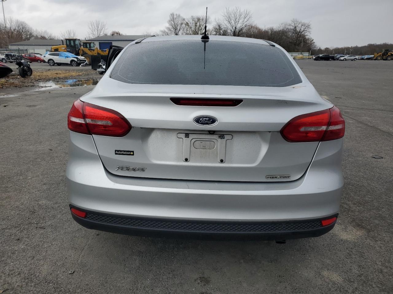 2015 Ford Focus VIN 1FADP3E26FL368429 Copart auction photo, side damage thumbnail 6