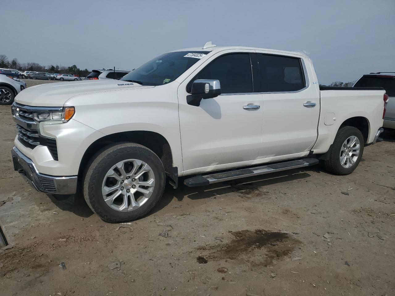 2022 Chevrolet Silverado VIN 1GCUDGET7NZ597619