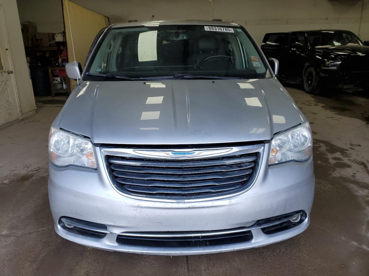 2012 Chrysler Town & Country VIN 2C4RC1BG9CR188266 Copart auction photo, side / front end damage thumbnail 5