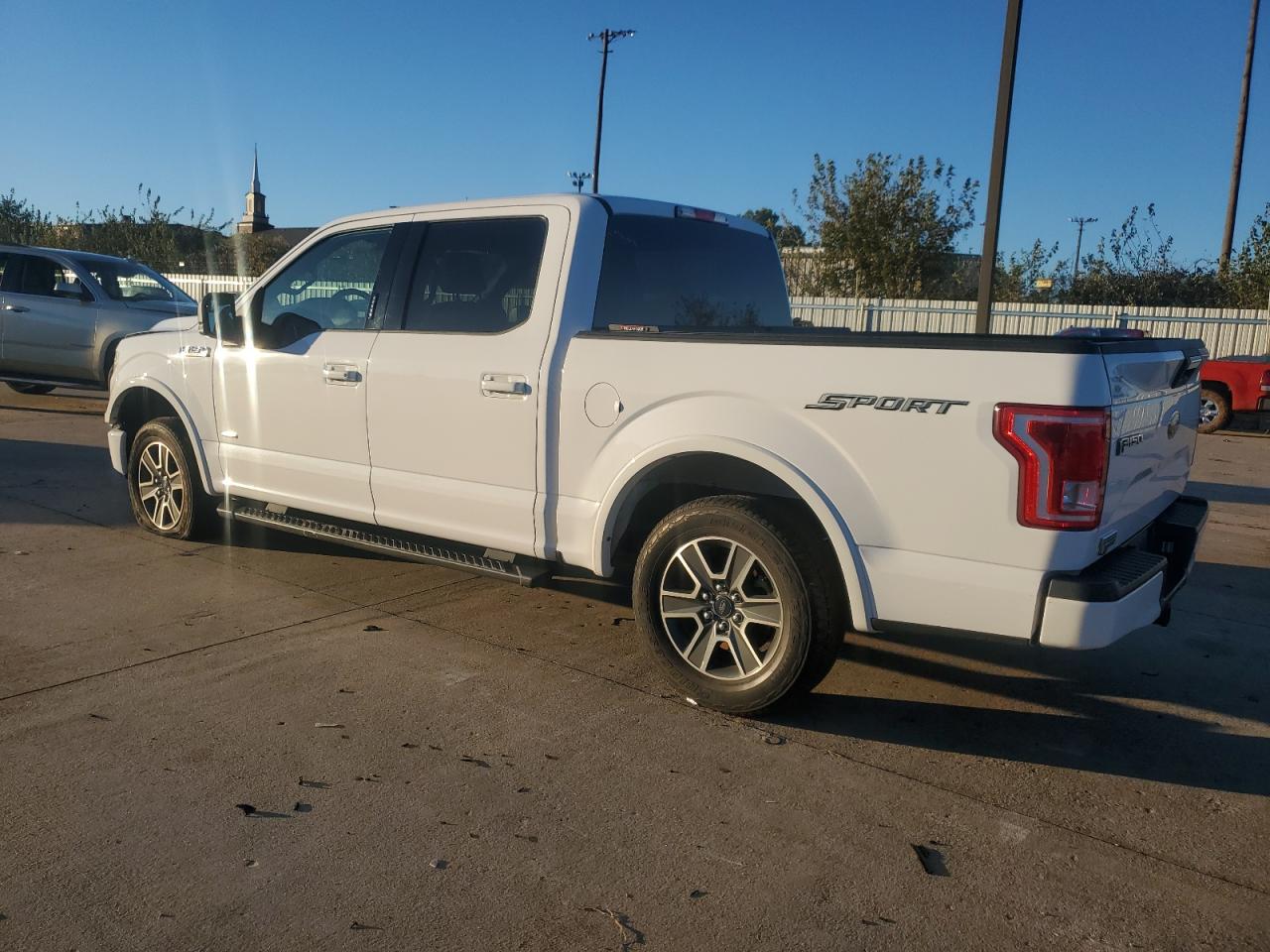 2015 Ford F-150 VIN 1FTEW1CPXFKF15958 Copart auction photo, front end / minor dent/scratches damage thumbnail 2
