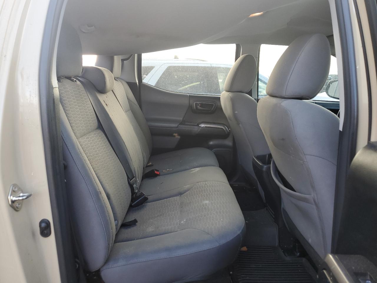 2017 Toyota Tacoma VIN 3TMAZ5CN7HM044634 Copart auction photo, water/flood / top/roof damage thumbnail 10