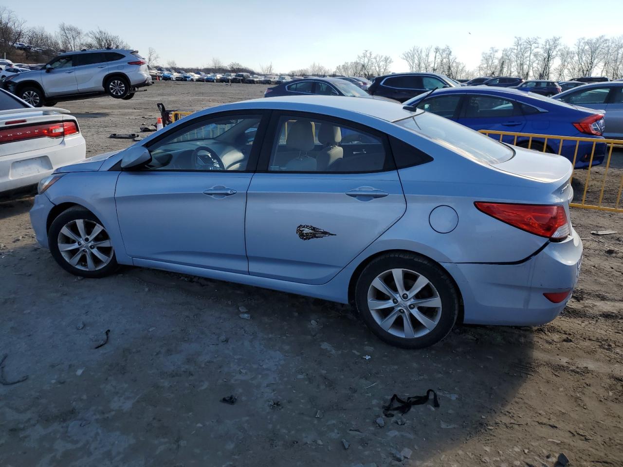 2013 Hyundai Accent VIN KMHCU4AE2DU584317 Copart auction photo, rear end damage thumbnail 2