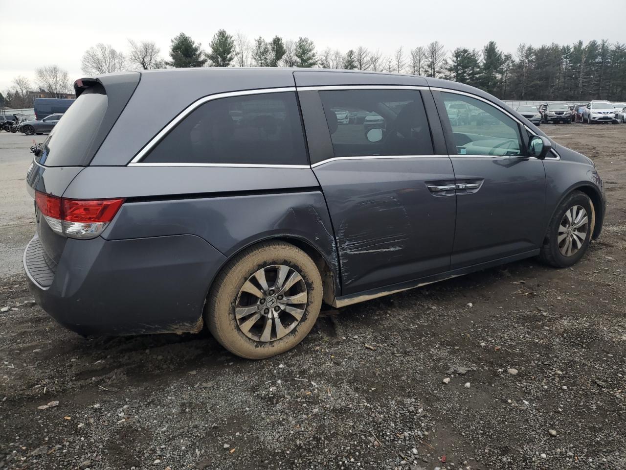 2016 Honda Odyssey VIN 5FNRL5H47GB074563 Copart auction photo, front end / side damage thumbnail 3