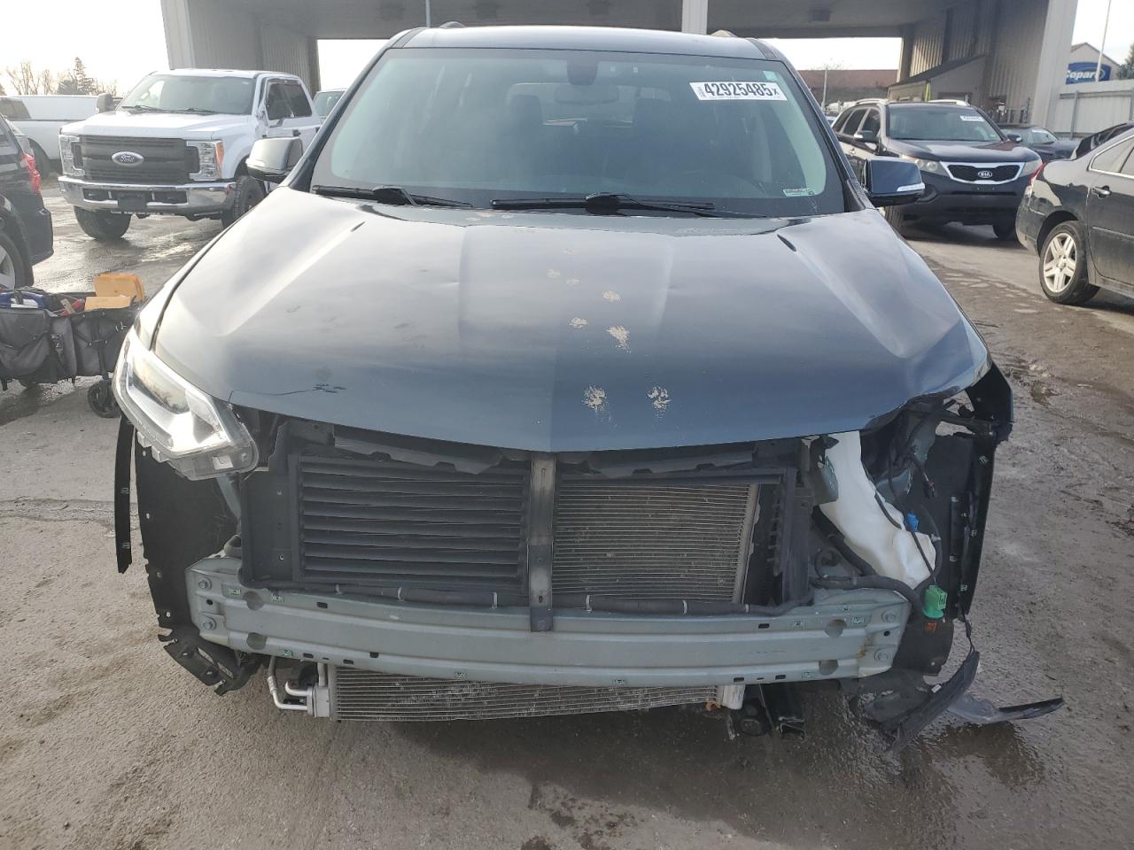 2019 Chevrolet Traverse VIN 1GNEVGKW1KJ286964 Copart auction photo, front end damage thumbnail 5