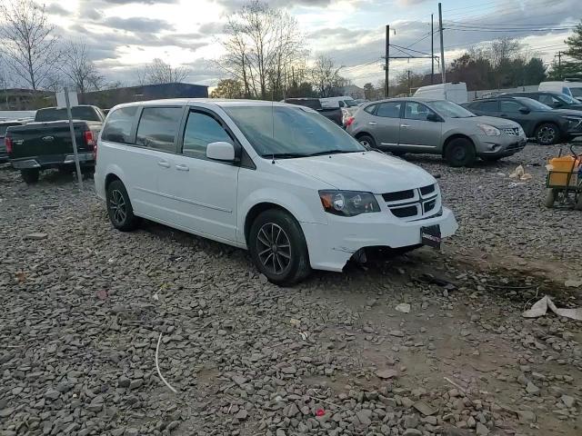 2017 Dodge Caravan VIN 2C4RDGEG7HR750992 Copart auction photo, front end damage thumbnail 12