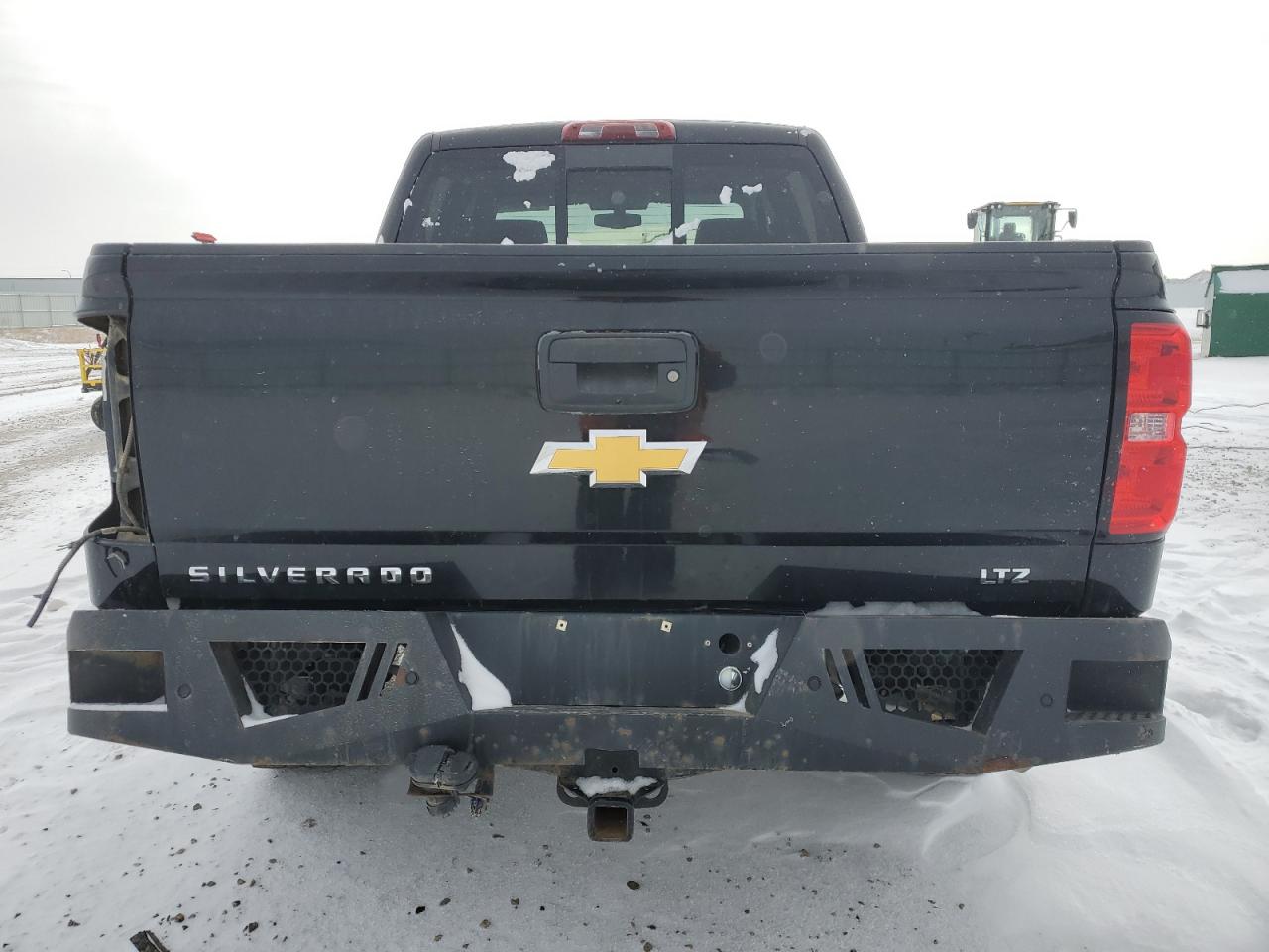 2018 Chevrolet Silverado VIN 3GCUKREC5JG334380 Copart auction photo, all over damage thumbnail 6