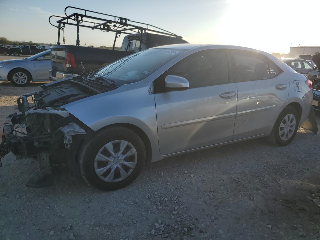 2018 Toyota Corolla VIN 2T1BURHE2JC047216
