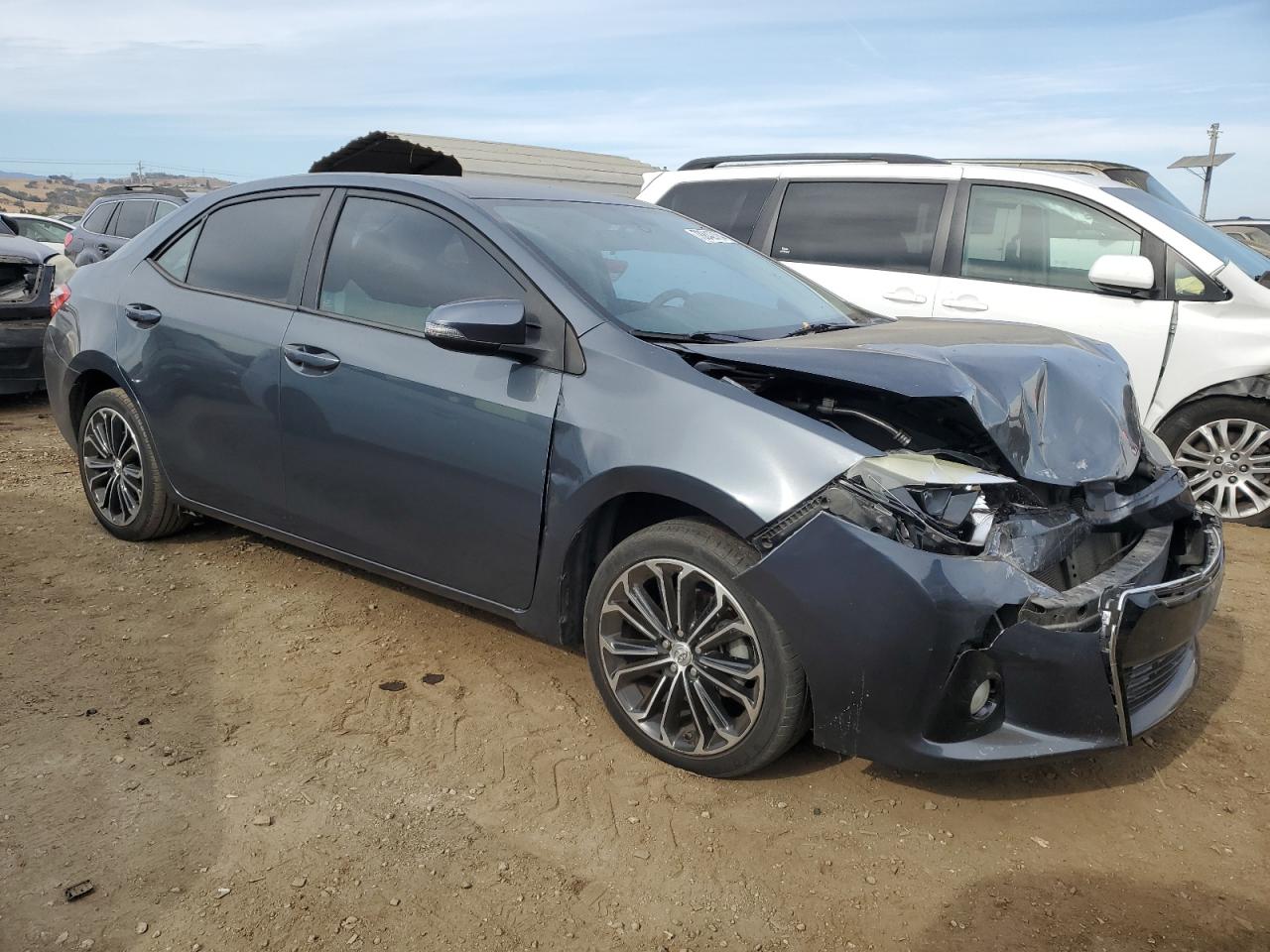 2015 Toyota Corolla VIN 5YFBURHE4FP283292 Copart auction photo, front end damage thumbnail 4