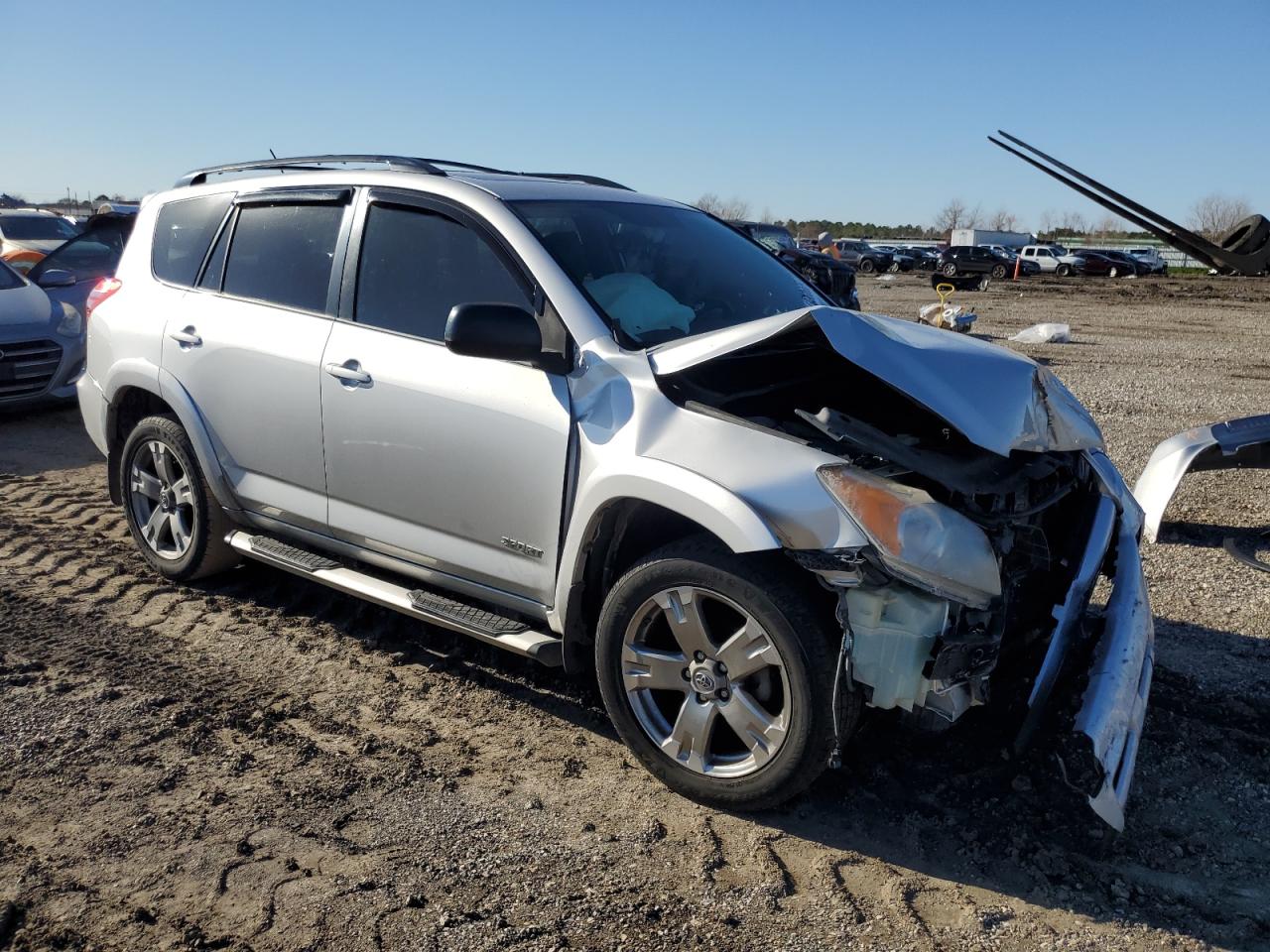 2011 Toyota RAV 4 VIN 2T3WF4DV5BW101216 Copart auction photo, front end / rear end damage thumbnail 4