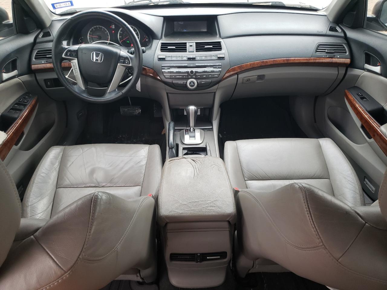 2011 Honda Accord VIN 1HGCP2F86BA126881 Copart auction photo, side / front end damage thumbnail 8