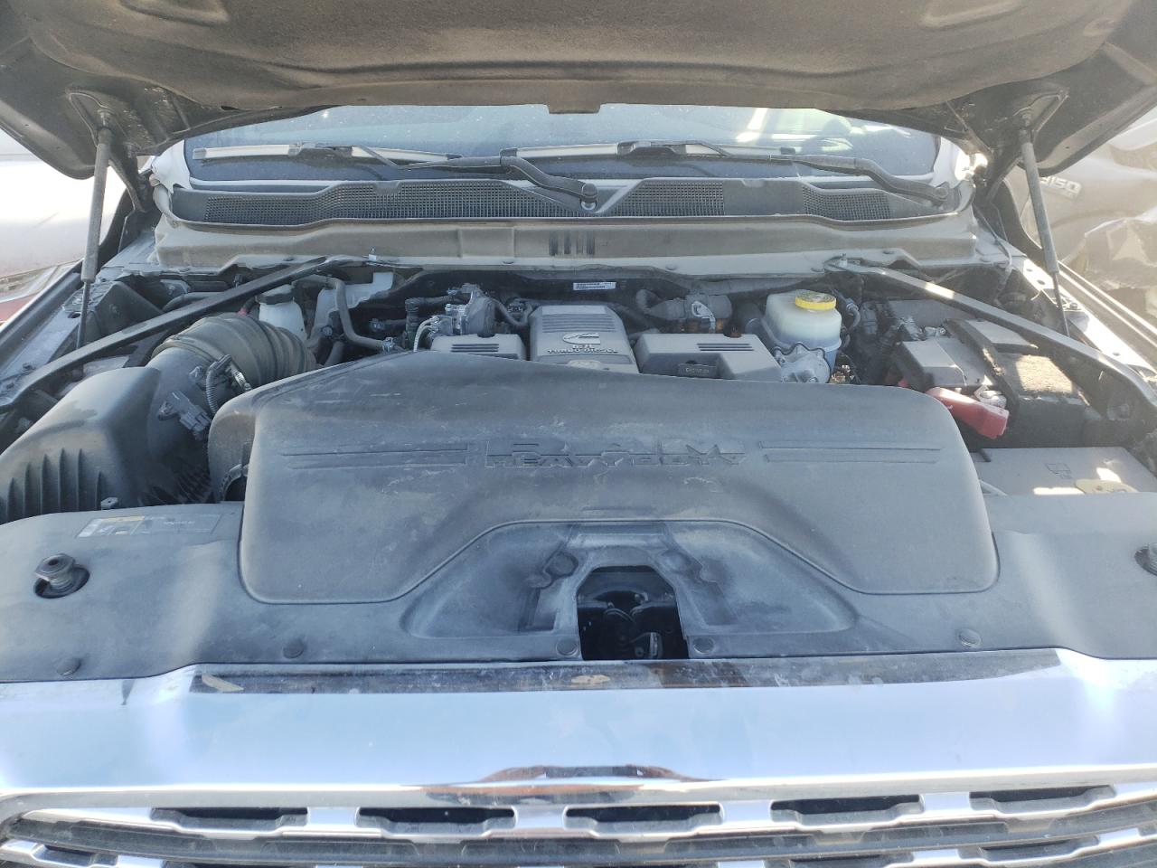 2022 RAM 2500 VIN 3C6UR5SLXNG418460 Copart auction photo, side / minor dent/scratches damage thumbnail 11