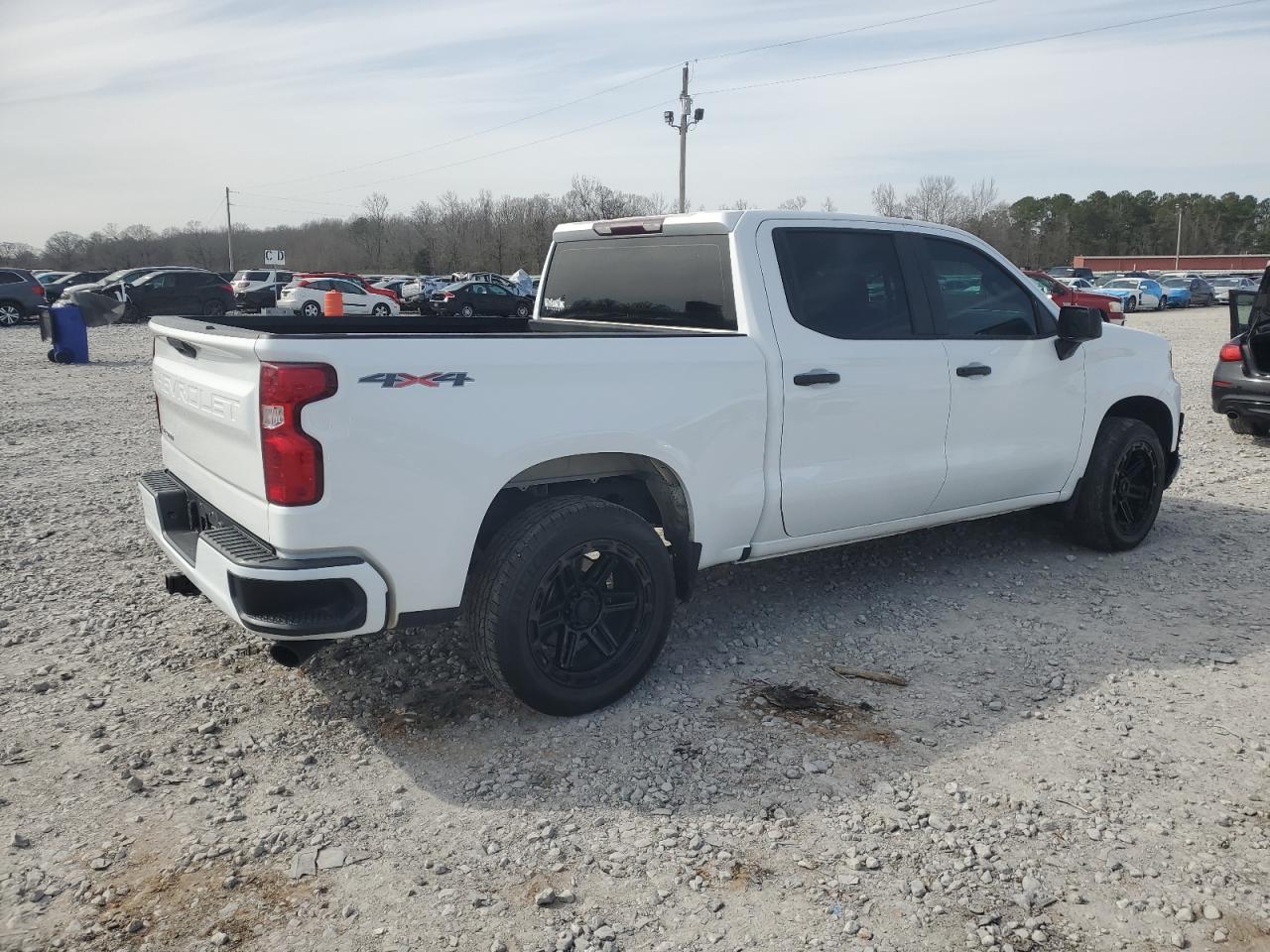 2019 Chevrolet Silverado VIN 1GCUYAEF2KZ370376 Copart auction photo, front end damage thumbnail 3