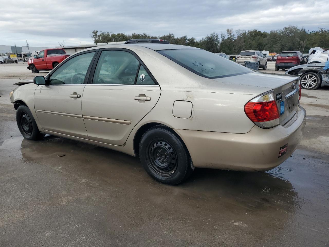 2005 Toyota Camry VIN 4T1BE32K05U396436 Copart auction photo, front end damage thumbnail 2