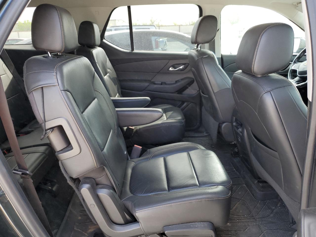 2020 Chevrolet Traverse VIN 1GNERHKW6LJ214766 Copart auction photo, hail / minor dent/scratches damage thumbnail 11