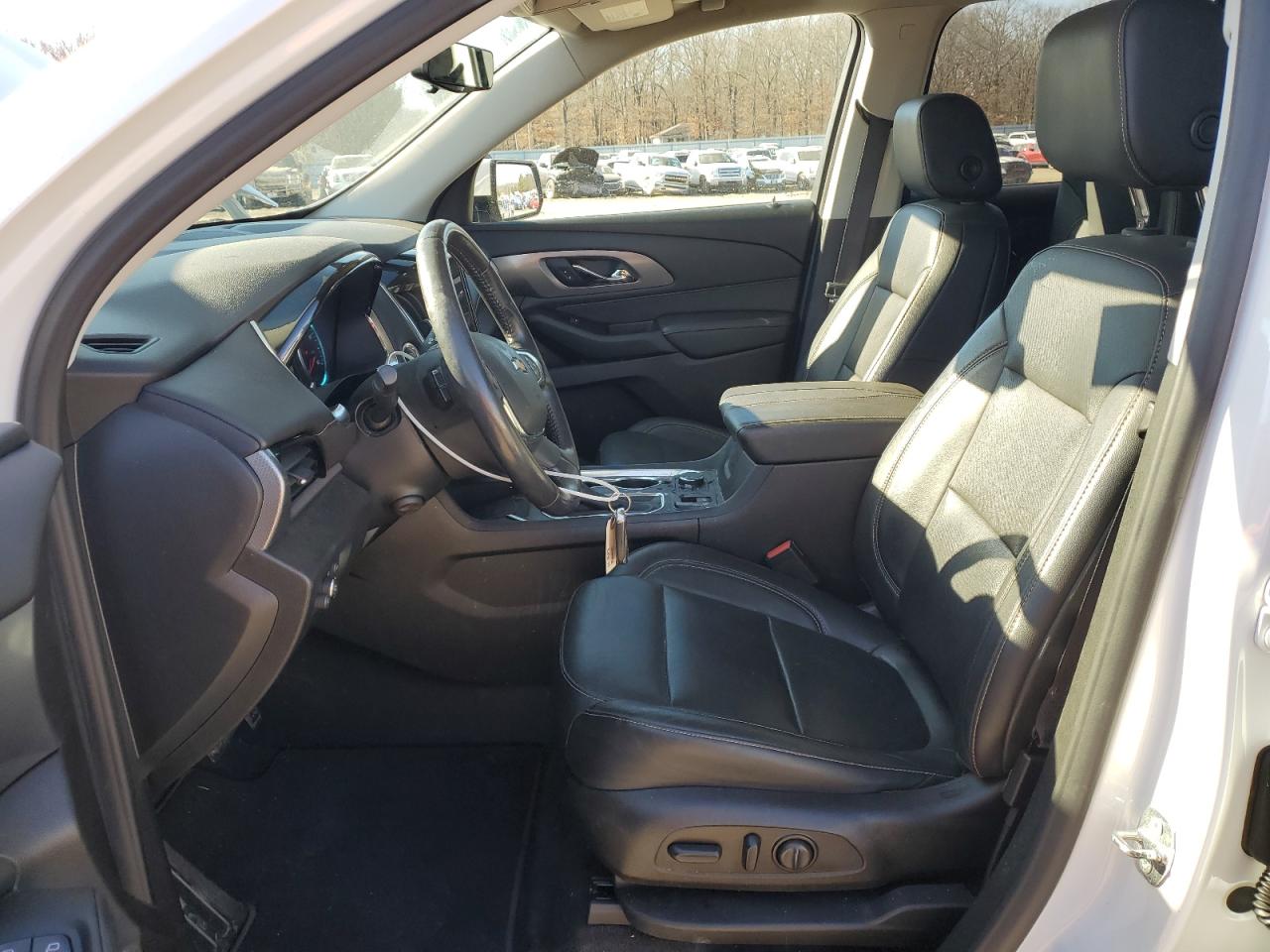 2019 Chevrolet Traverse VIN 1GNERKKW2KJ289900 Copart auction photo, rear end / minor dent/scratches damage thumbnail 7
