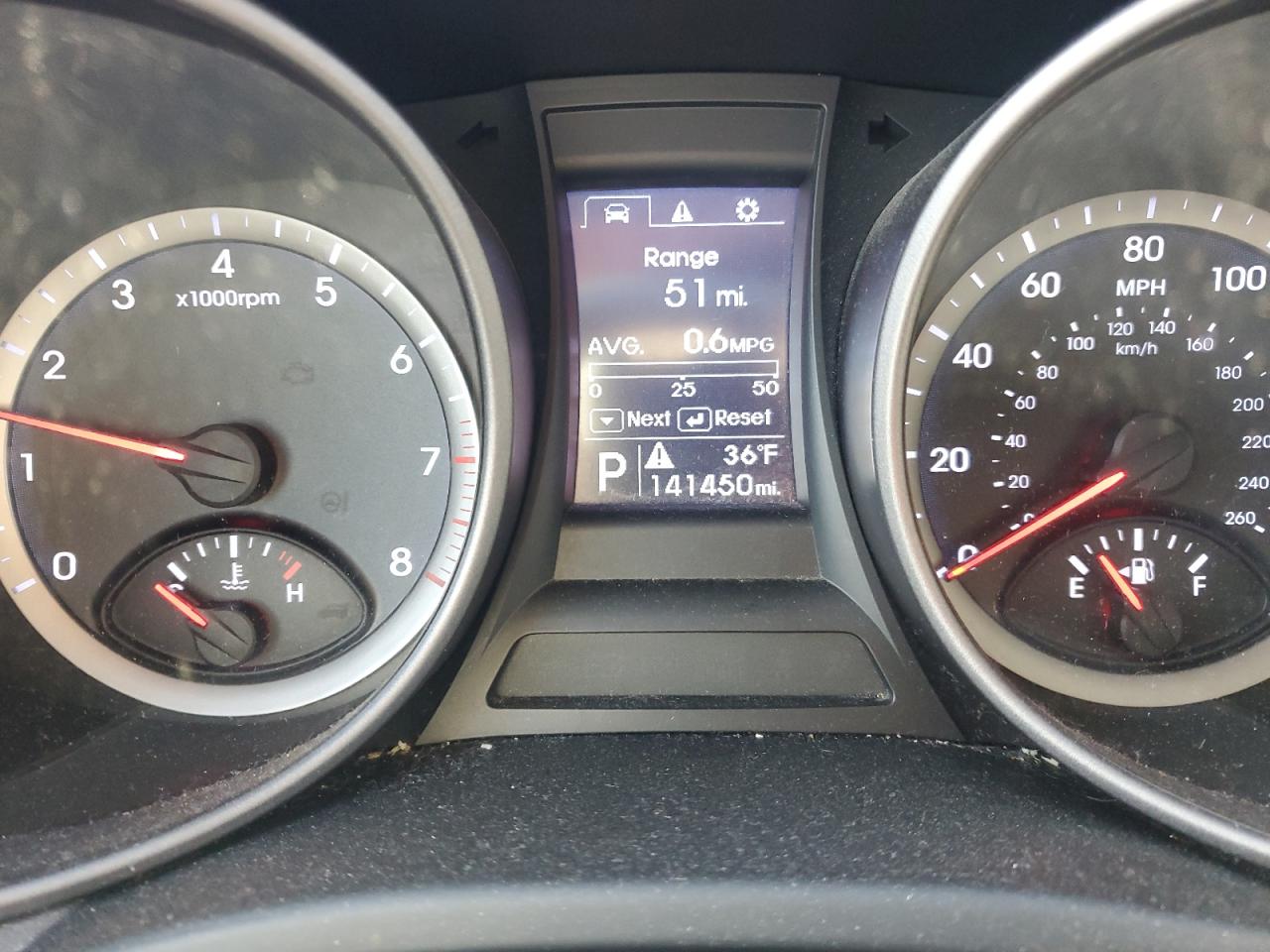 2016 Hyundai Santa Fe VIN 5XYZU3LBXGG374565 Copart auction photo, front end damage thumbnail 9