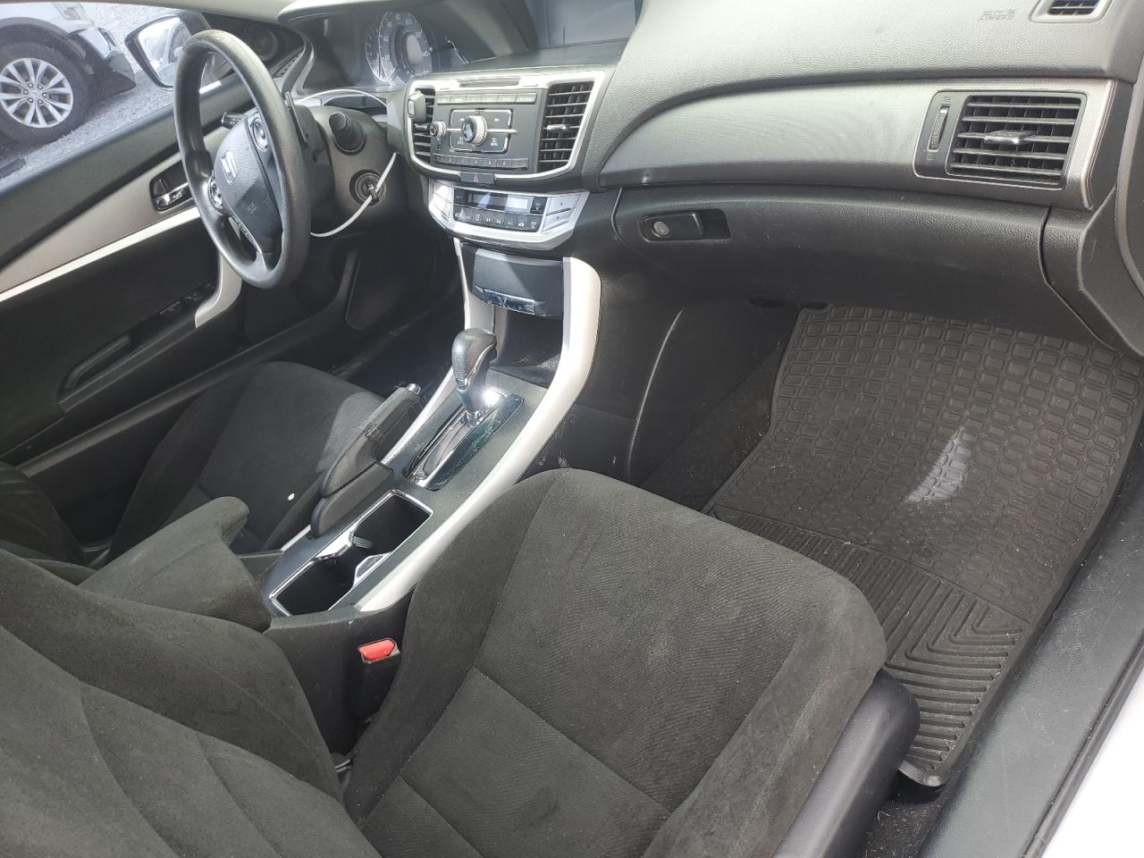 2013 Honda Accord VIN 1HGCT1B3XDA015690 Copart auction photo, minor dent/scratches damage thumbnail 8
