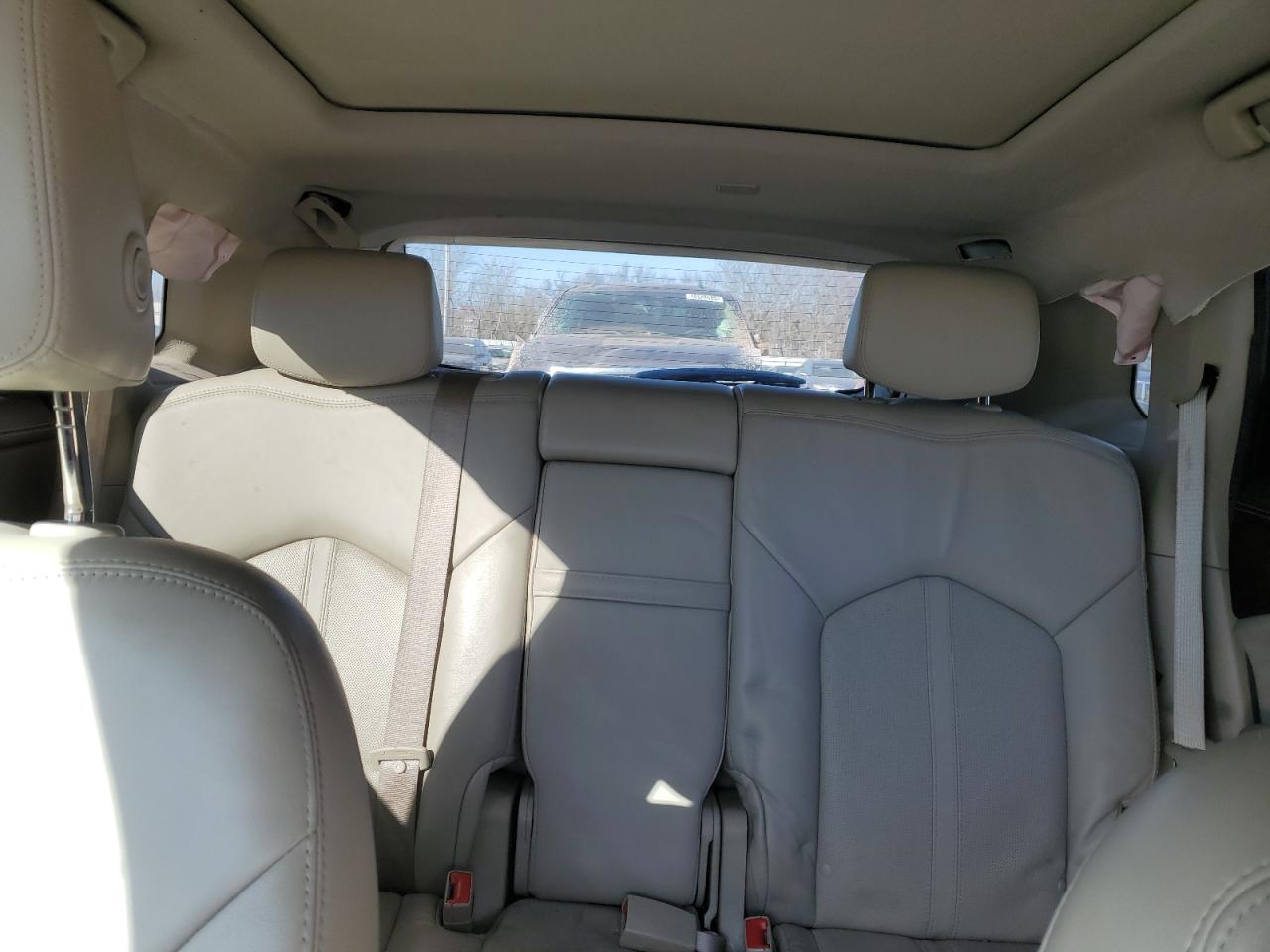 2016 Cadillac SRX VIN 3GYFNBE35GS549636 Copart auction photo, front end / minor dent/scratches damage thumbnail 10