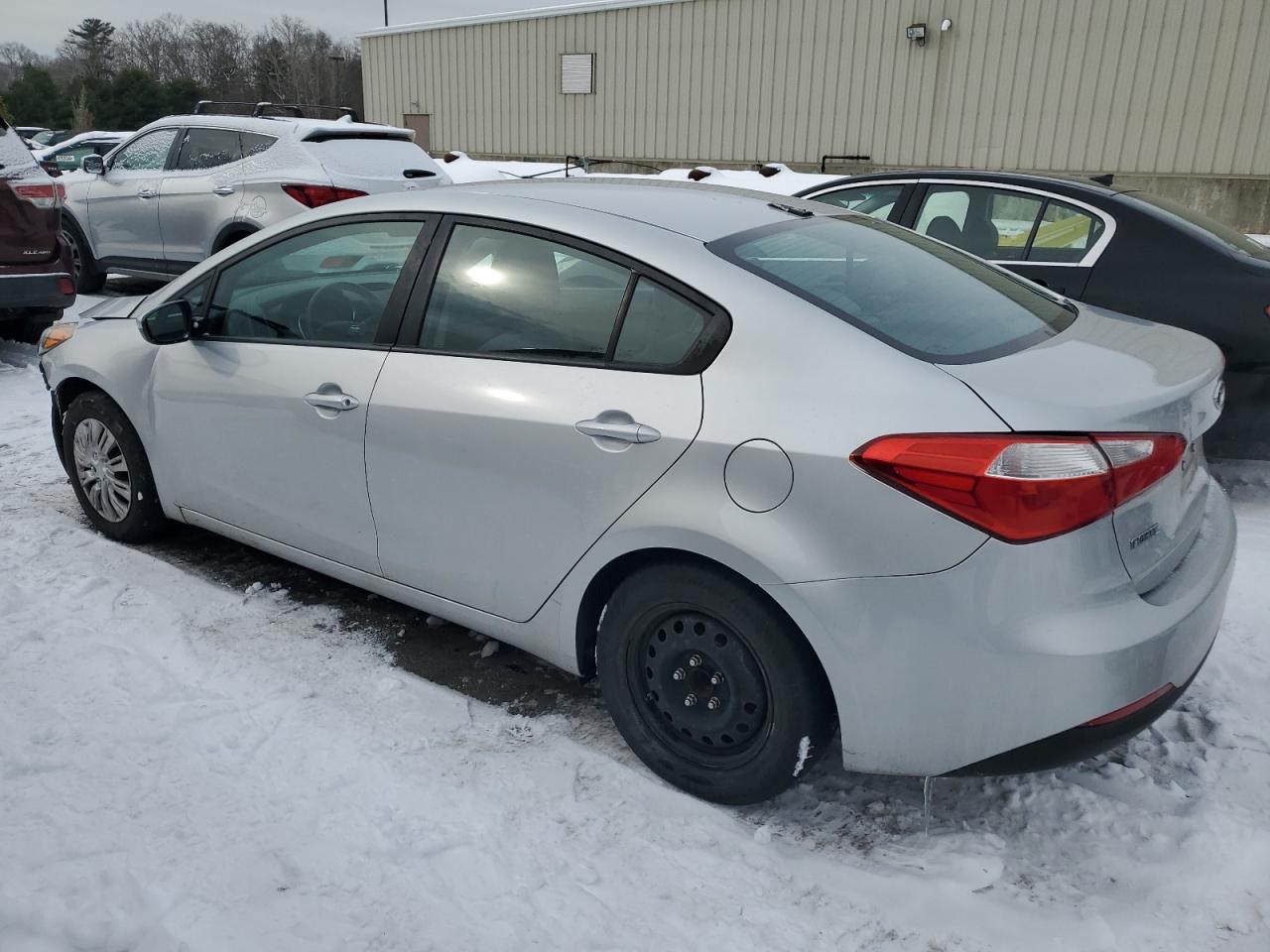 2015 KIA Forte VIN KNAFK4A63F5406877 Copart auction photo, front end damage thumbnail 2