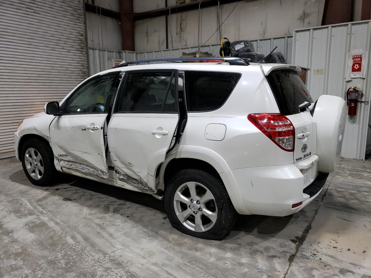 2010 Toyota RAV 4 VIN 2T3DK4DV0AW023994 Copart auction photo, side damage thumbnail 2