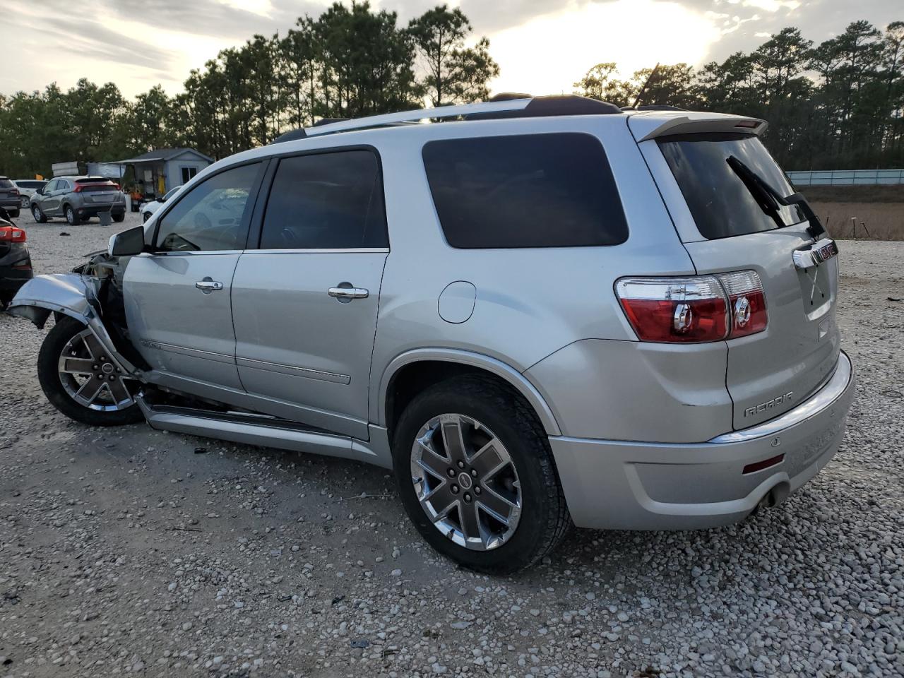 2012 GMC Acadia VIN 1GKKRTED9CJ401402 Copart auction photo, front end / side damage thumbnail 2