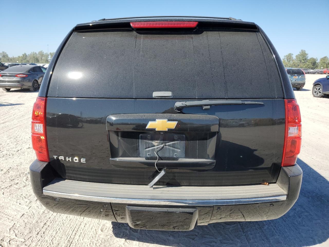 2012 Chevrolet Tahoe VIN 1GNSCCE00CR294260 Copart auction photo, front end / side damage thumbnail 6