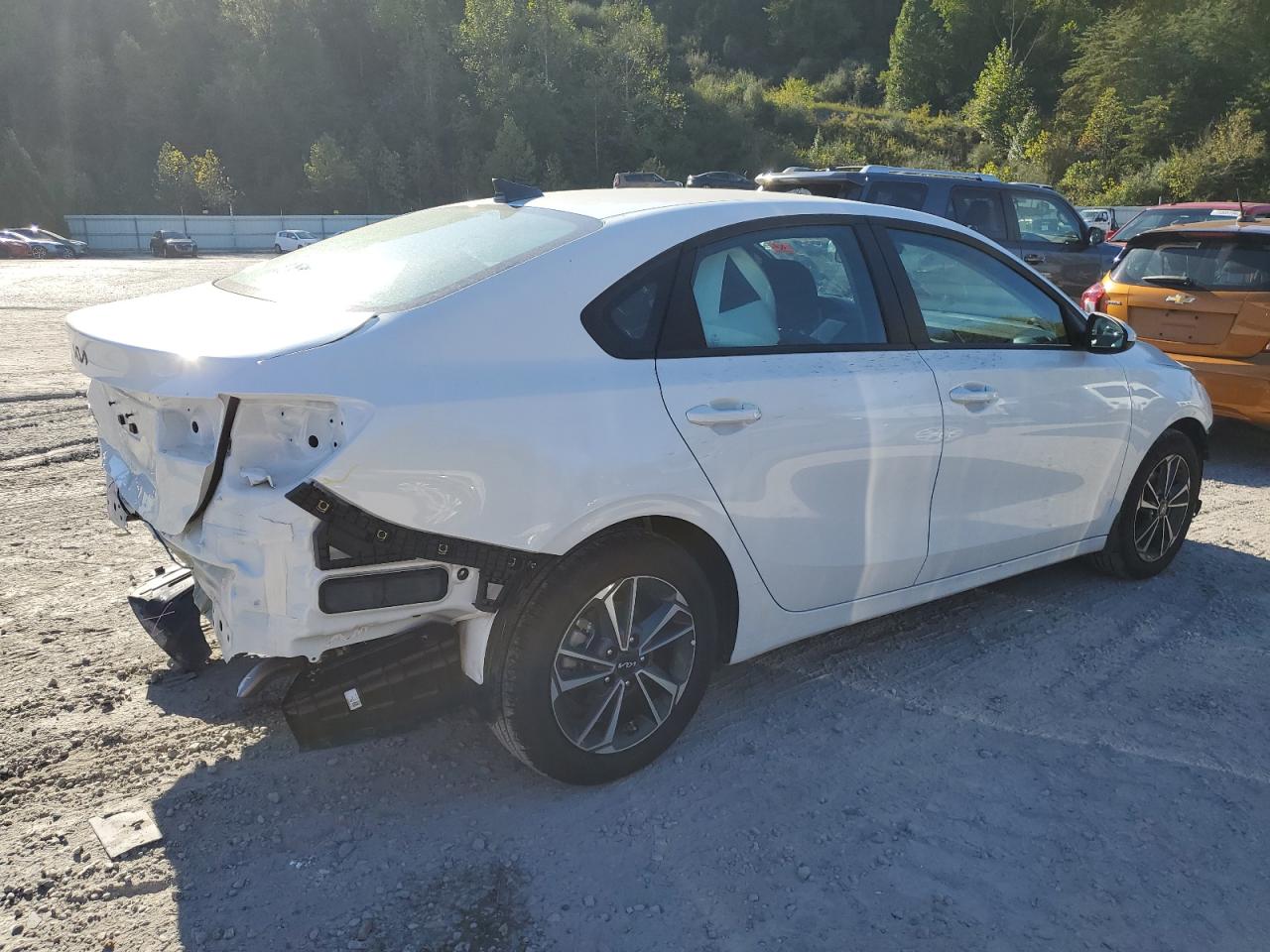 2024 KIA Forte VIN 3KPF24ADXRE774600 Copart auction photo, rear end / front end damage thumbnail 3