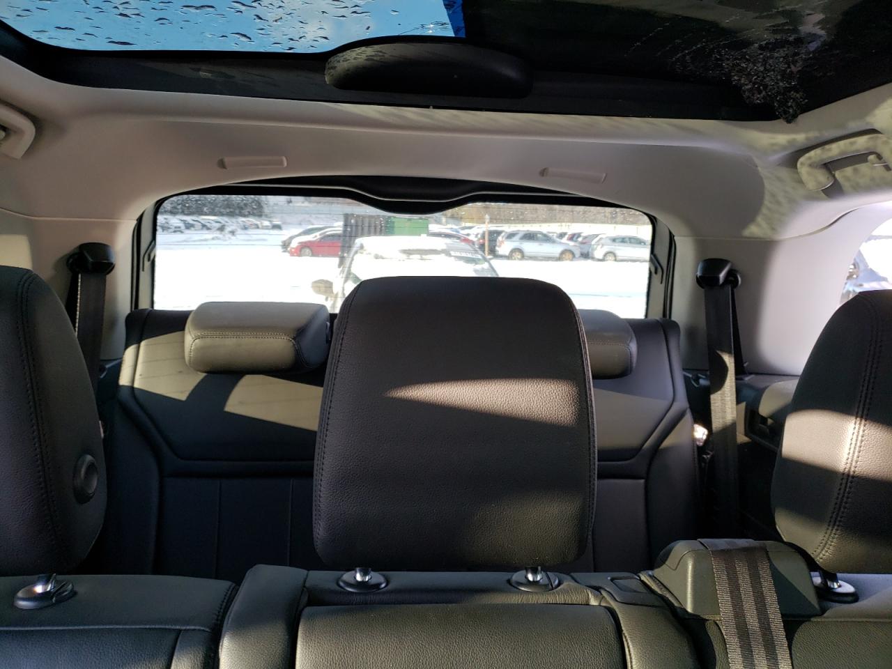 2018 Land Rover Discovery VIN SALRR2RV5JA050436 Copart auction photo, rear end / top/roof damage thumbnail 10