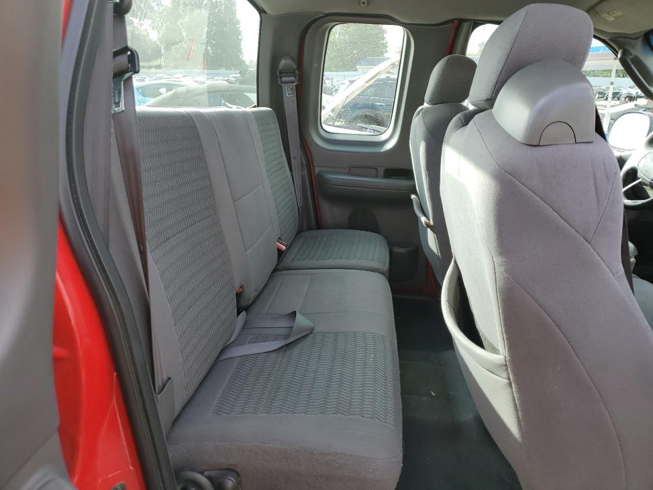 2003 Ford F-150 VIN 1FTRX07213KB93777 Copart auction photo, rear end / minor dent/scratches damage thumbnail 11