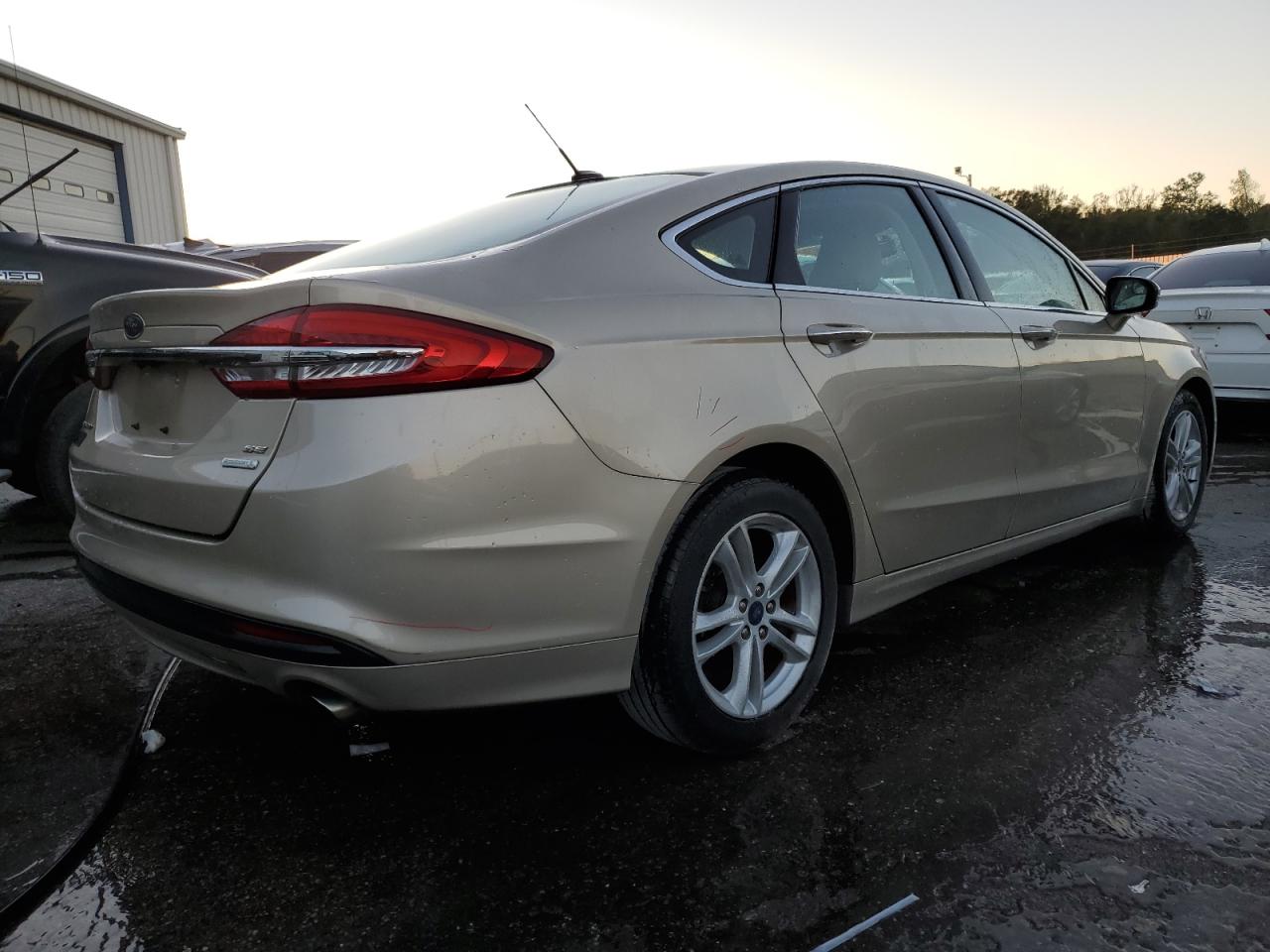 2018 Ford Fusion VIN 3FA6P0HD1JR208473 Copart auction photo, front end damage thumbnail 3