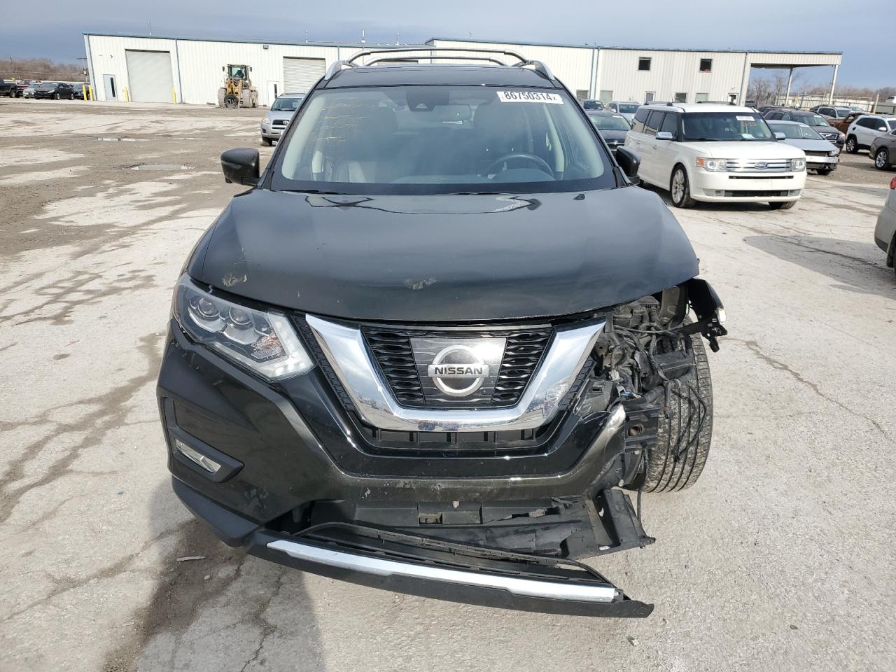 2017 Nissan Rogue VIN 5N1AT2MV2HC786404 Copart auction photo, all over / minor dent/scratches damage thumbnail 5
