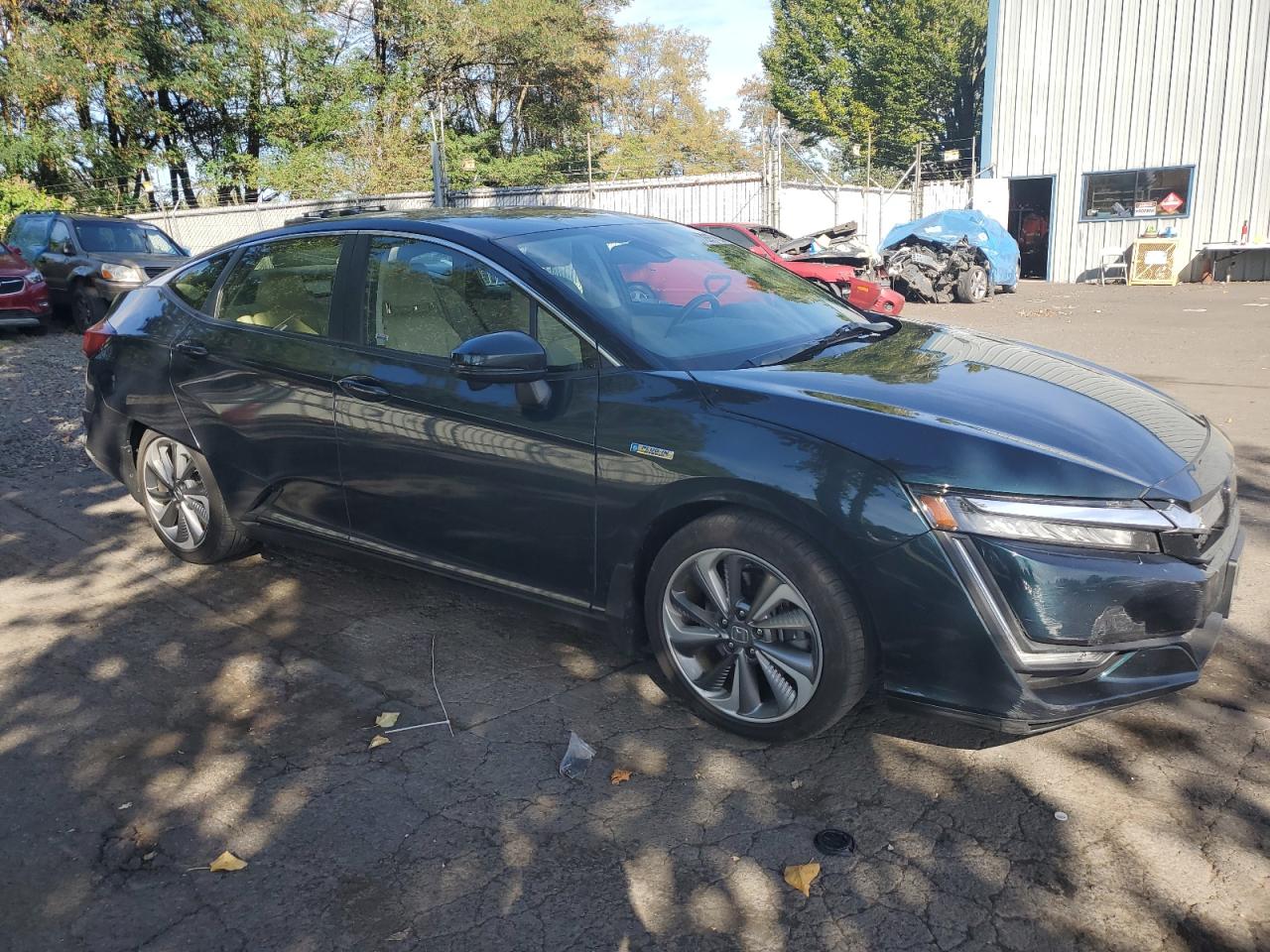 2018 Honda Clarity VIN JHMZC5F31JC017384 Copart auction photo, all over damage thumbnail 4