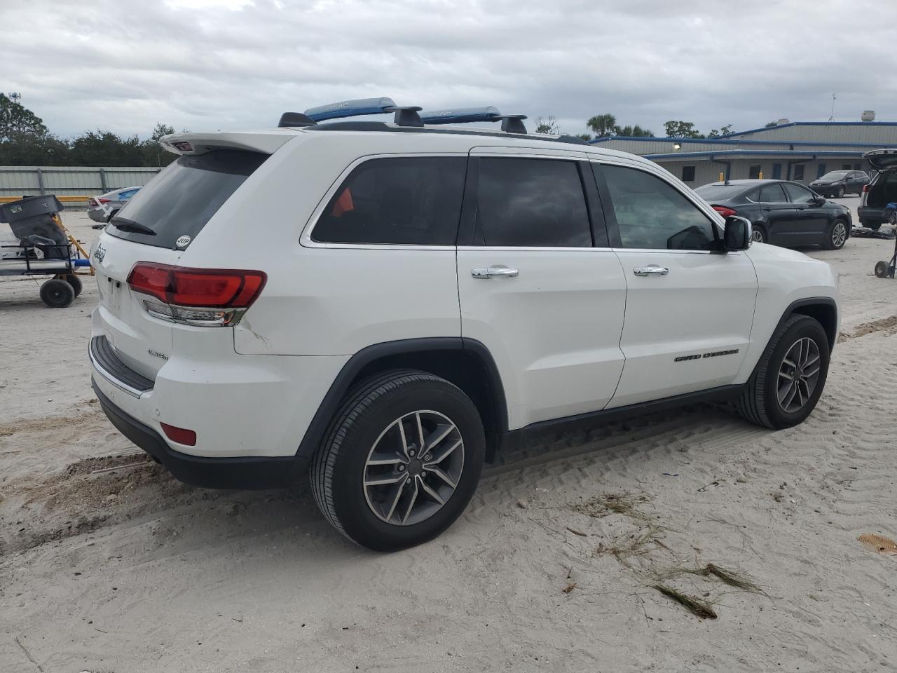 2020 Jeep Grand Cherokee VIN 1C4RJFBG8LC148501 Copart auction photo, water/flood damage thumbnail 3