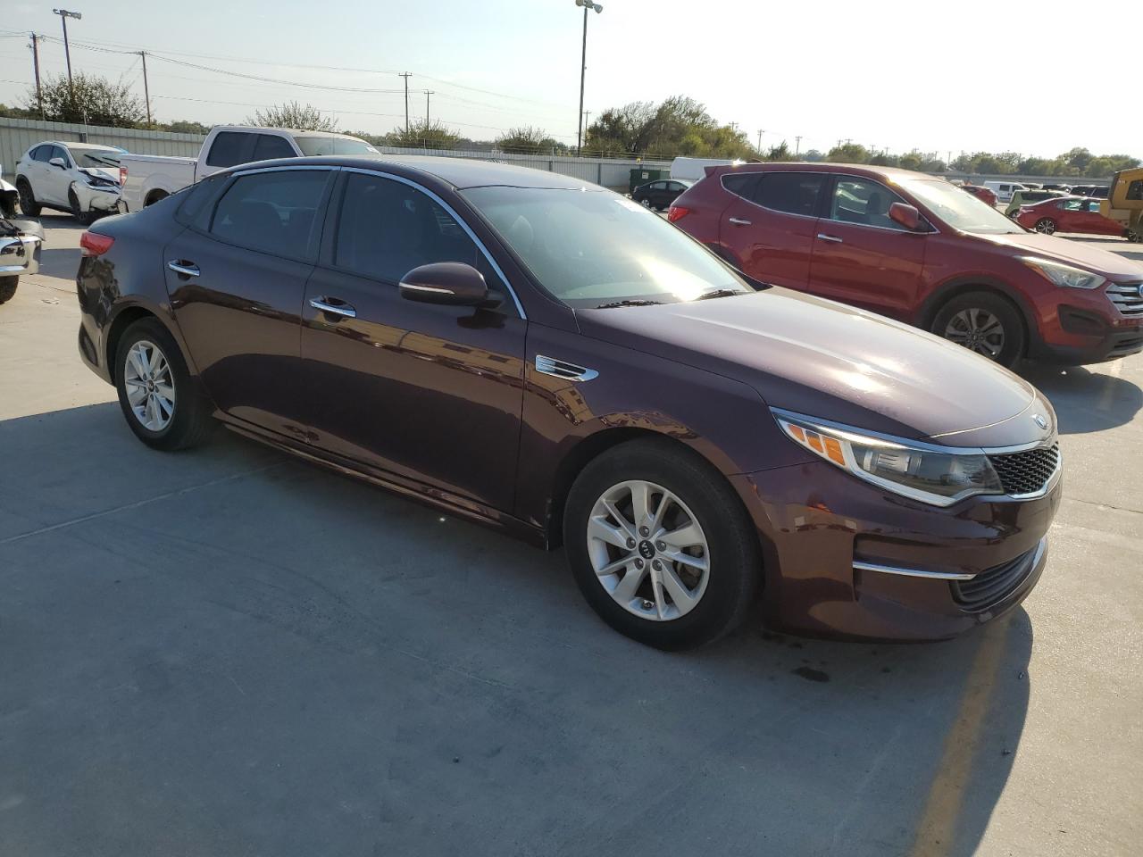 2018 KIA Optima VIN 5XXGT4L39JG240201 Copart auction photo, top/roof / hail damage thumbnail 4