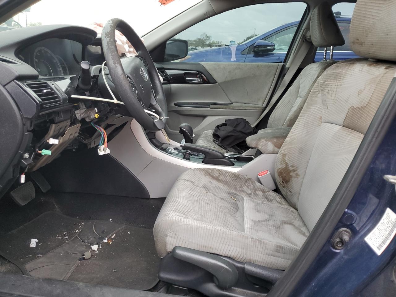 2017 Honda Accord VIN 1HGCR2F39HA135534 Copart auction photo, front end / side damage thumbnail 7